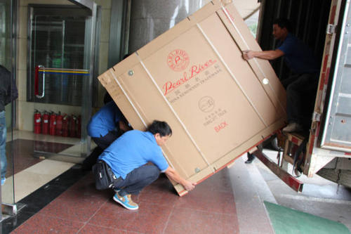 胡场镇钢琴贵重工艺品无忧运
